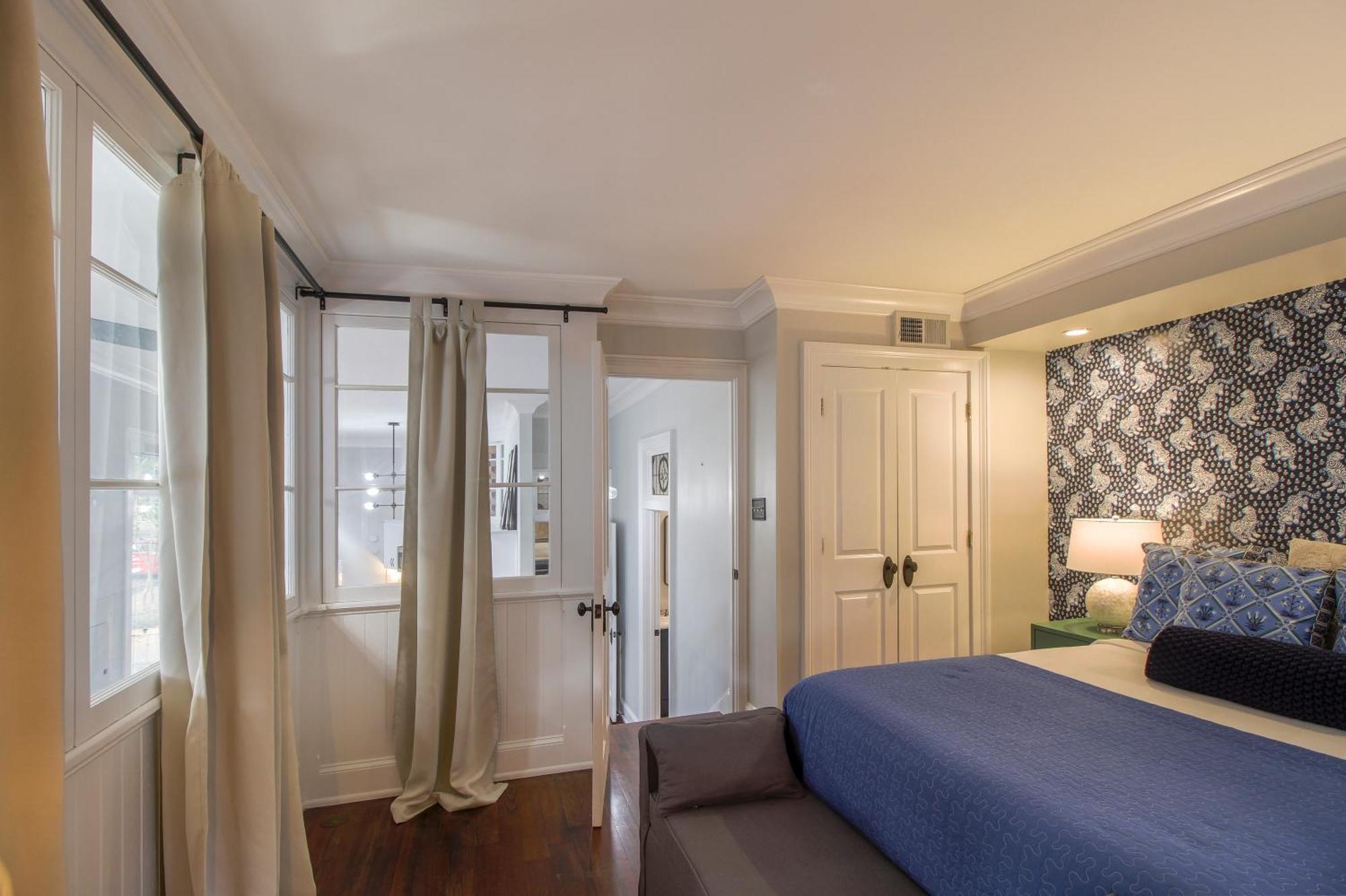 Walk To It All In Downtown, Double King Beds Savannah Exterior foto